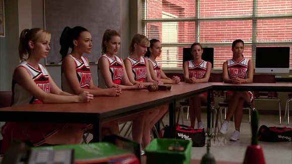 Glee - 1x02